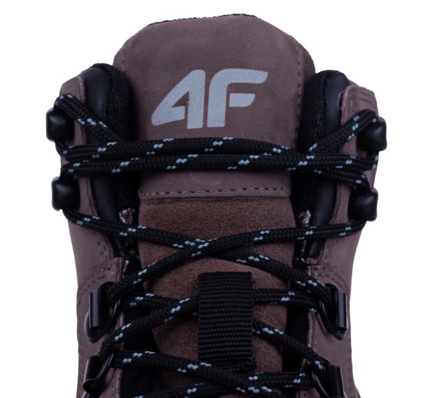 4cc27537d2a97e6185591d63d736853a