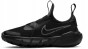 NIKE FLEX RUNNER 2 (PSV) DJ6040 001-but ustawiony w lewo