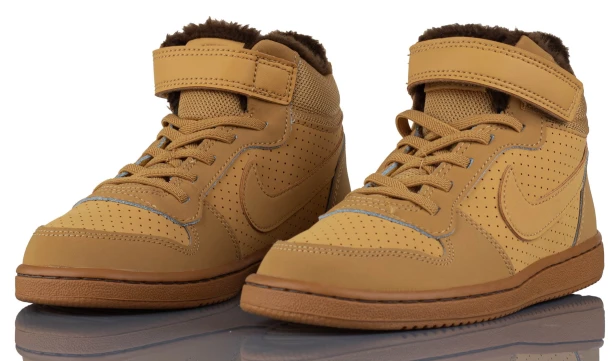 Nike Court Borough Mid Wtr Psv-buty widok z boku