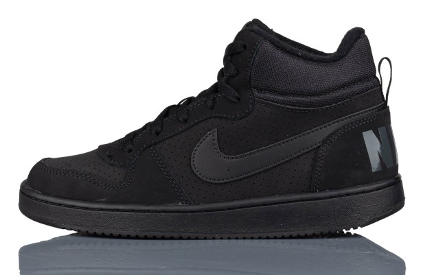 Nike Court Borough Mid (Gs) 839977 001-but skierowany w lewo