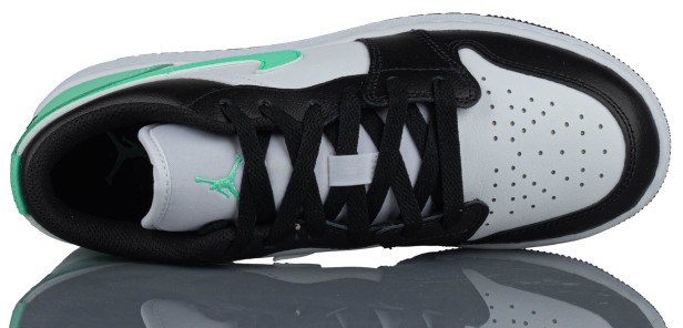 Nike Air Jordan 1 Buty Młodzieżowe  Niskie  553560 131-but widok z góry