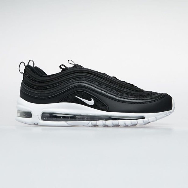 Nike Air Max 97 921826 001-but skierowany w prawo