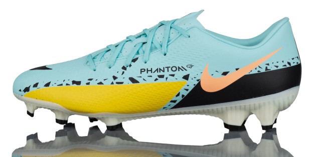 Nike Phantom Gt2 Academy Fg/mg Da4433 407-but skierowany w lewo