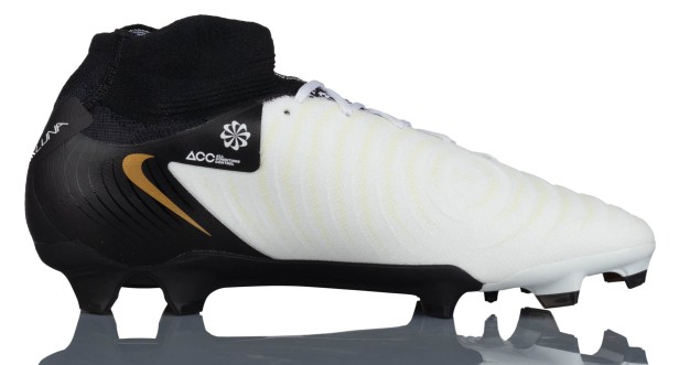 Nike Phantom Luna Ii Pro Fg Fj2575 100-but skierowany w prawo