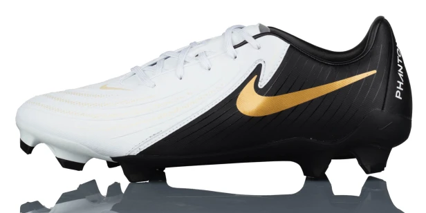 Nike Phantom Luna Ii Academy Fg/mg Fd6723 100-but skierowany w lewo