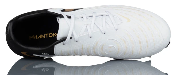 Nike Phantom Luna Ii Academy Fg/mg Fd6723 100-but widok z góry
