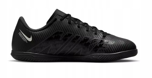 Nike Jr Vapor 15 Club Ic Dj5955 001-but skierowany w prawo