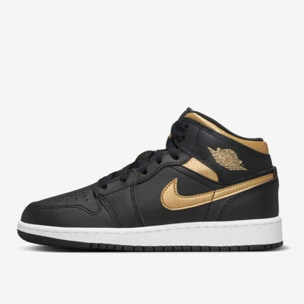 Nike Air Jordan 1 Mid Dq8426 071-but skierowany w lewo