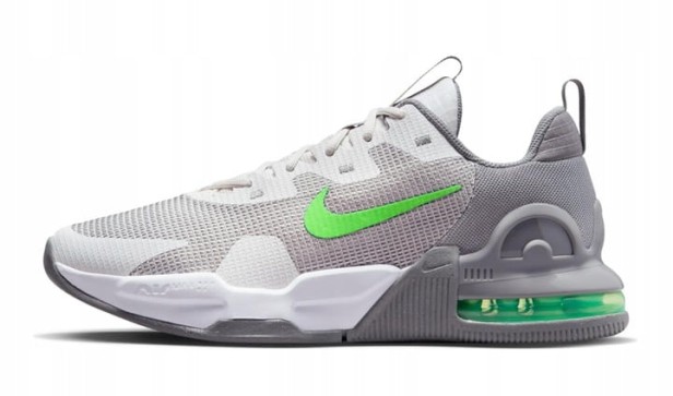 Nike Air Max Alpha Trainer 5 Dm0829 009-but skierowany w lewo