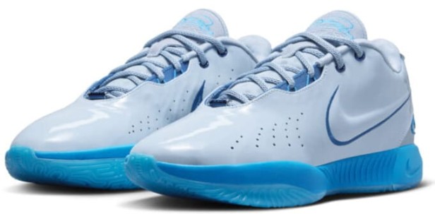 Nike Lebron Xxi Fq4052 400-buty widok z boku