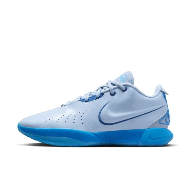 Nike Lebron Xxi Fq4052 400-but skierowany w lewo