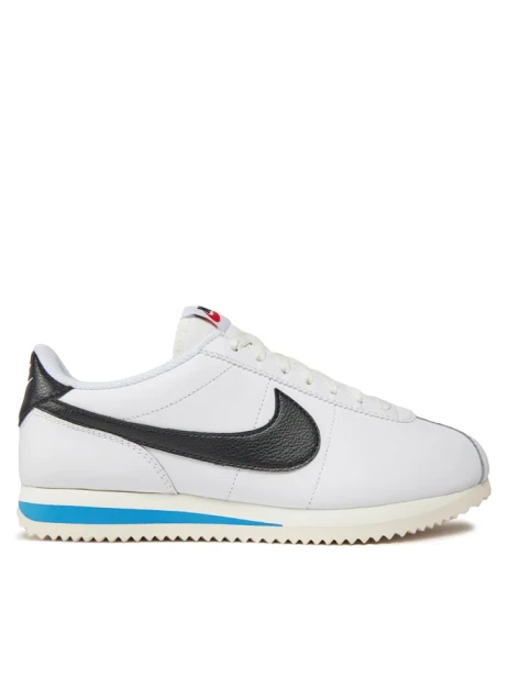 Nike W Cortez Dn1791 100-but skierowany w prawo