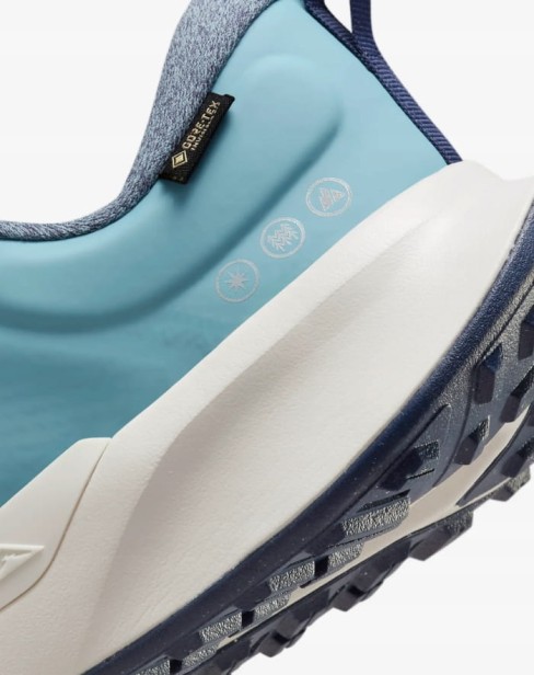 Nike Juniper Trail 2 Gtx V2 Do Biegania Treningowe -but zbliżenie z tyłu