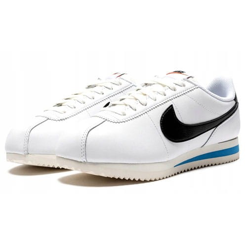 Nike W Cortez Dn1791 100-buty widok z boku