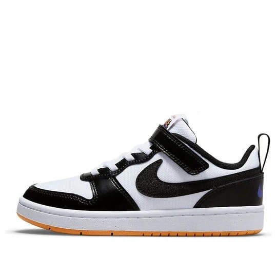 Nike Court Borough Low 2 Se3 Bpv Dn1229 100-but skierowany w lewo