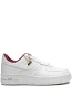 Nike Wmns Air Force 1 '07 Se Dv7584 100-but skierowany w prawo