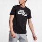 Nike M Nsw Tee New Just Do It Swoosh Dx1989 010-koszulka widok na modelu