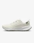 Nike Juniper Trail 2 Gtx Fb2067 003-but skierowany w lewo