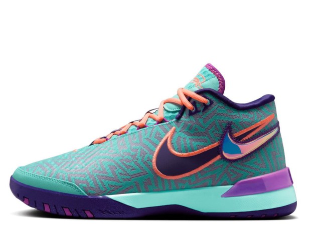 Nike Lbj Nxxt Genisus Hf0712 300-but skierowany w lewo