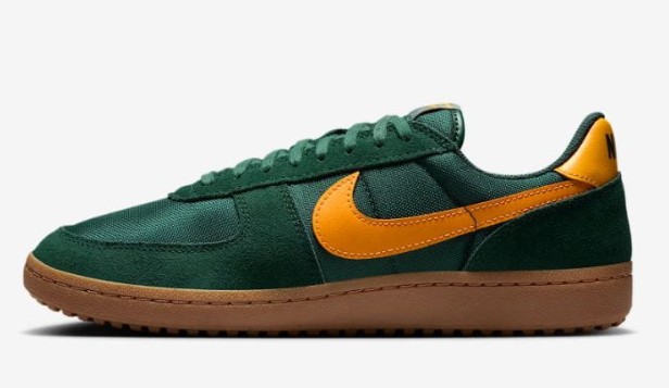 Nike Field General Hf3165 300-but skierowany w lewo