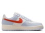 Nike Wmns Air Force 1 '07 Hv0843 085-but skierowany w prawo