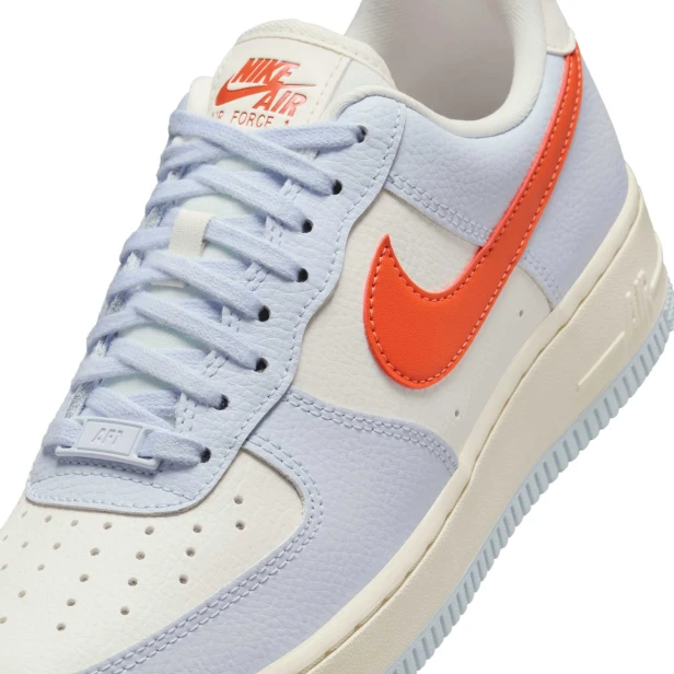 Nike Wmns Air Force 1 '07 Hv0843 085-but zbliżenie przód