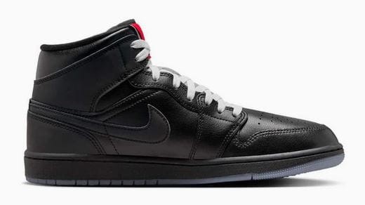 Air Jordan 1 Mid Se Hv5177 010-but skierowany w prawo