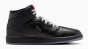Air Jordan 1 Mid Se Hv5177 010-but skierowany w prawo