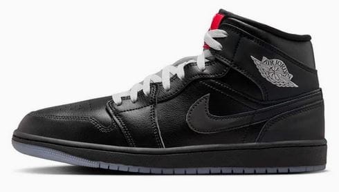 Air Jordan 1 Mid Se Hv5177 010-but skierowany w lewo