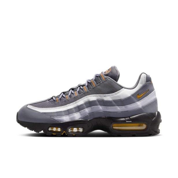 Nike Air Max 95 Hv6062 002-but skierowany w lewo