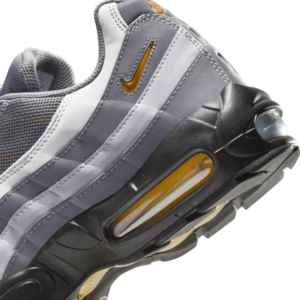 Nike Air Max 95 Hv6062 002-but zbliżenie z tyłu
