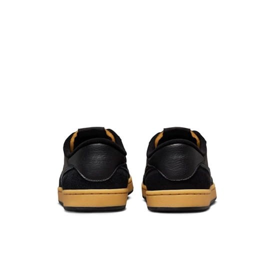 Nike Sb Fc Classic 909096 008-buty widok od tyłu