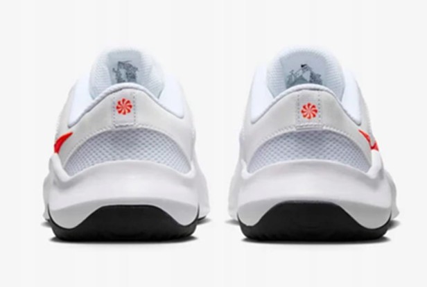 Nike W Legend Essential 3 Nn Dm1119 102-buty zbliżenie tył