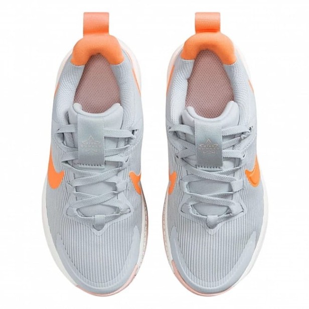 Nike Star Runner 4 Nn (Gs) Dx7615 008-buty widok z góry