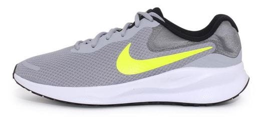 Nike Revolution 7 Fb2207 002-but skierowany w lewo