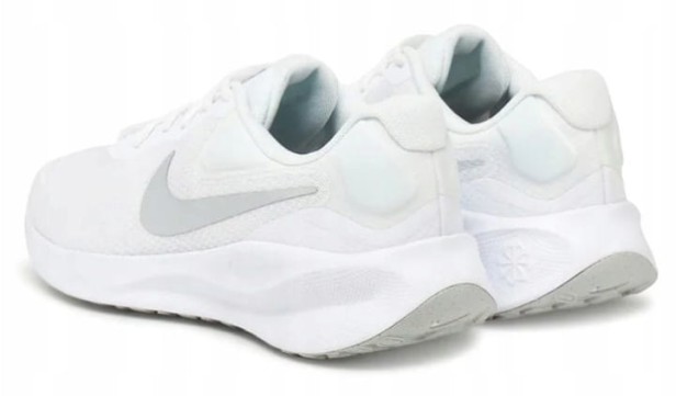 Nike Revolution 7 Fb2207 100-buty widok od tyłu