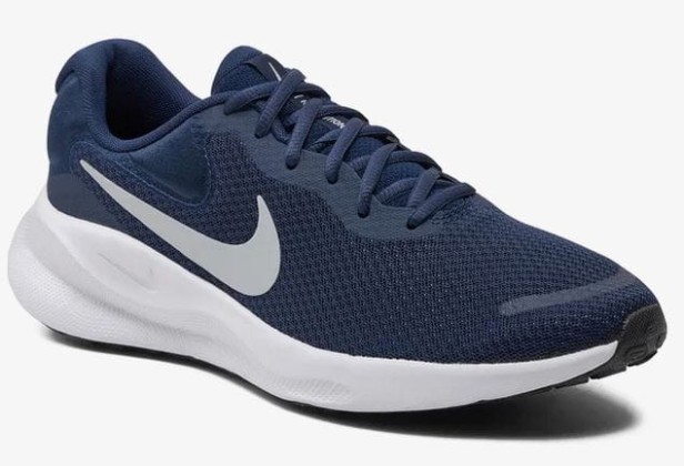 Nike Revolution 7 Fb2207 400-but widok z boku