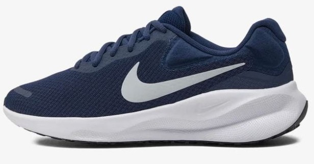 Nike Revolution 7 Fb2207 400-but skierowany w lewo