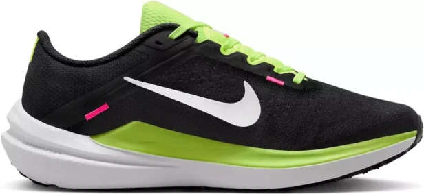 Nike Air Winflo 10 Xcc Fn6825 010-but skierowany w prawo