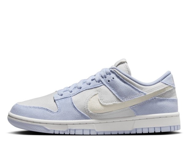 Nike W Dunk Low Hf1985 001-but skierowany w lewo