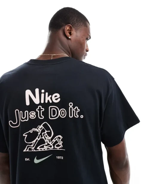 Nike M Nsw Tee Gfx Hv3992 010-koszulka widok tył