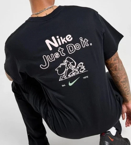 Nike M Nsw Tee Gfx Hv3992 010-koszulka zbliżenie tył
