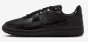 Nike W Field General Ib7706 001-but skierowany w lewo