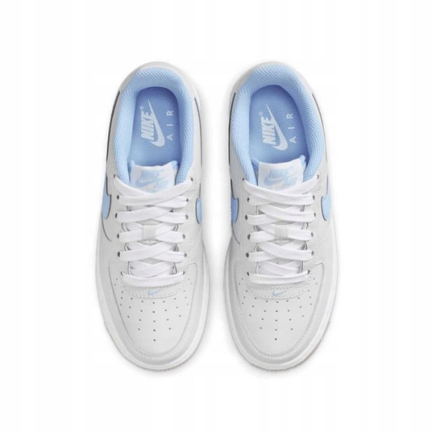 NIKE AIR FORCE 1 LV8 3 (GS) IB8845 002-buty widok z góry