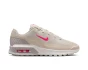 Nike W Air Max Bia If2628 103-but ustawiony w prawo