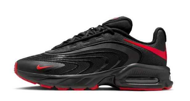 Nike air max fire io4510 010-but ustawiony w lewo