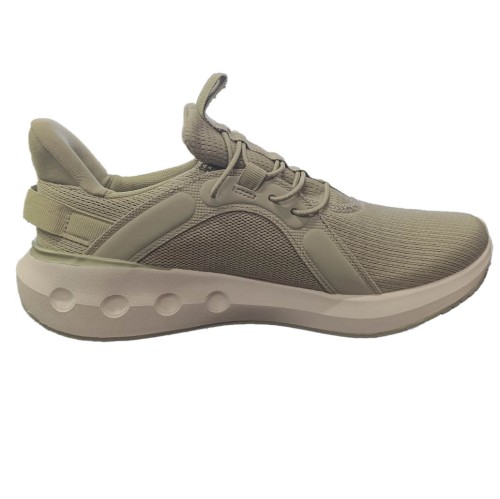 Puma softride carson sliptech 310694 22-but ustawiony w prawo