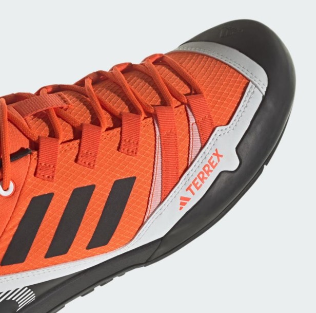 ADIDAS TERREX SWIFT SOLO 2 IE6902-but zbliżenie przód