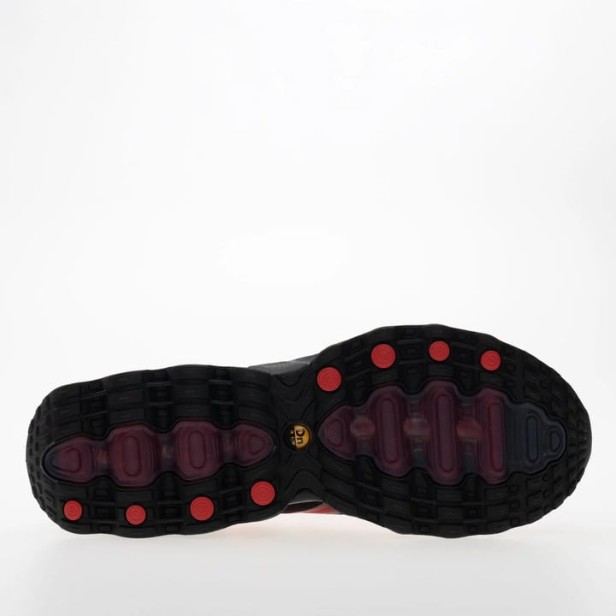 NIKE AIR MAX DN8 FQ7860 008-but widok podeszwy