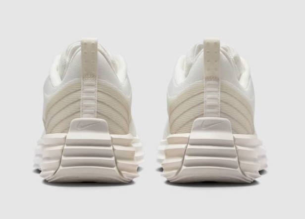 NIKE LUNAR ROAM DV2440 100-buty widok od tyłu